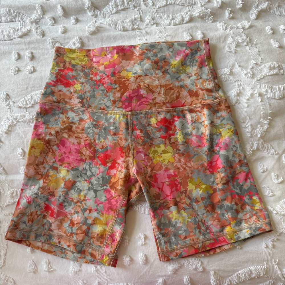 Lululemon Align 6” Biker Shorts Inflorescence Multi